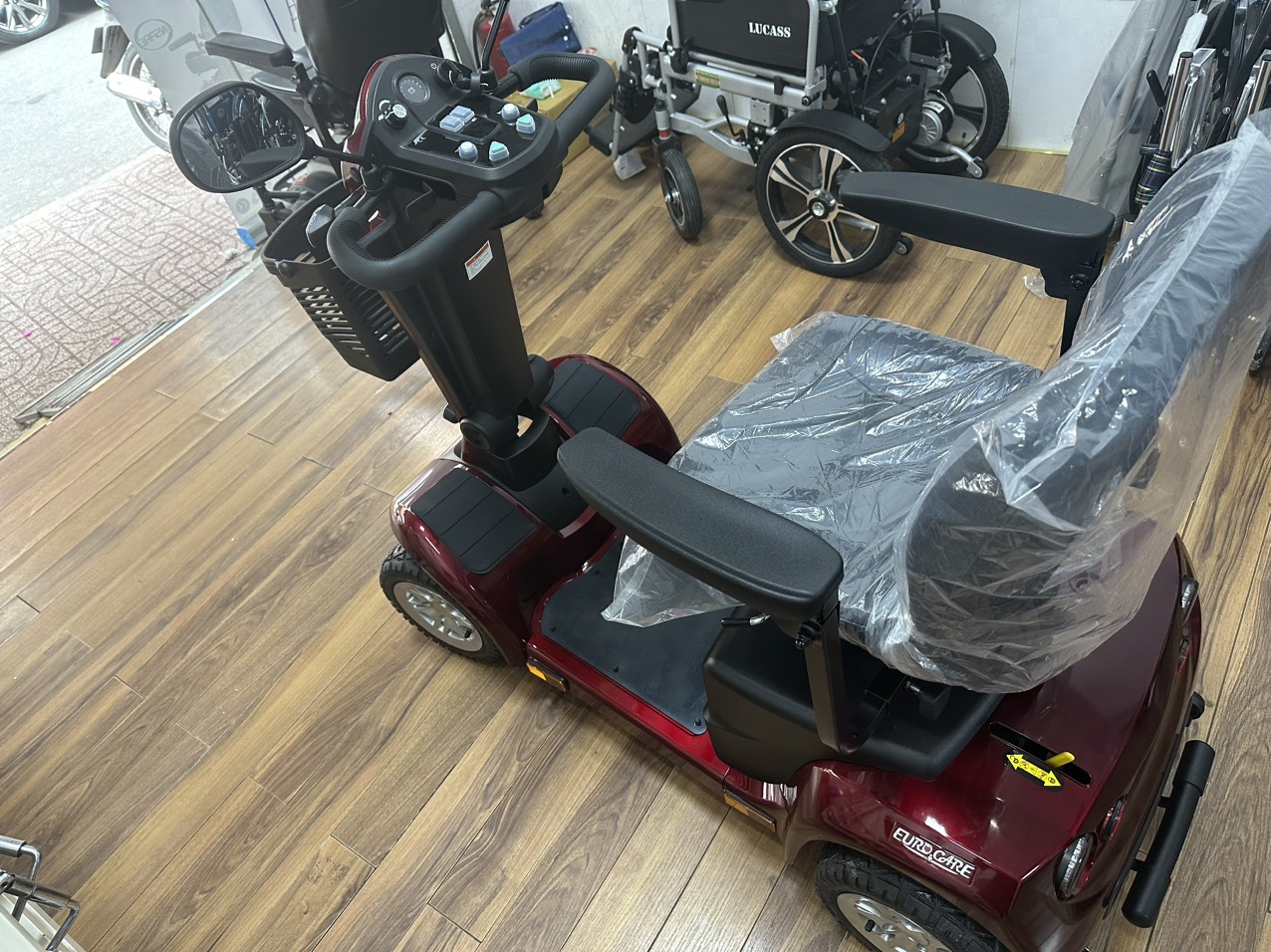 Xe lăn điện 4 bánh cao cấp POWER