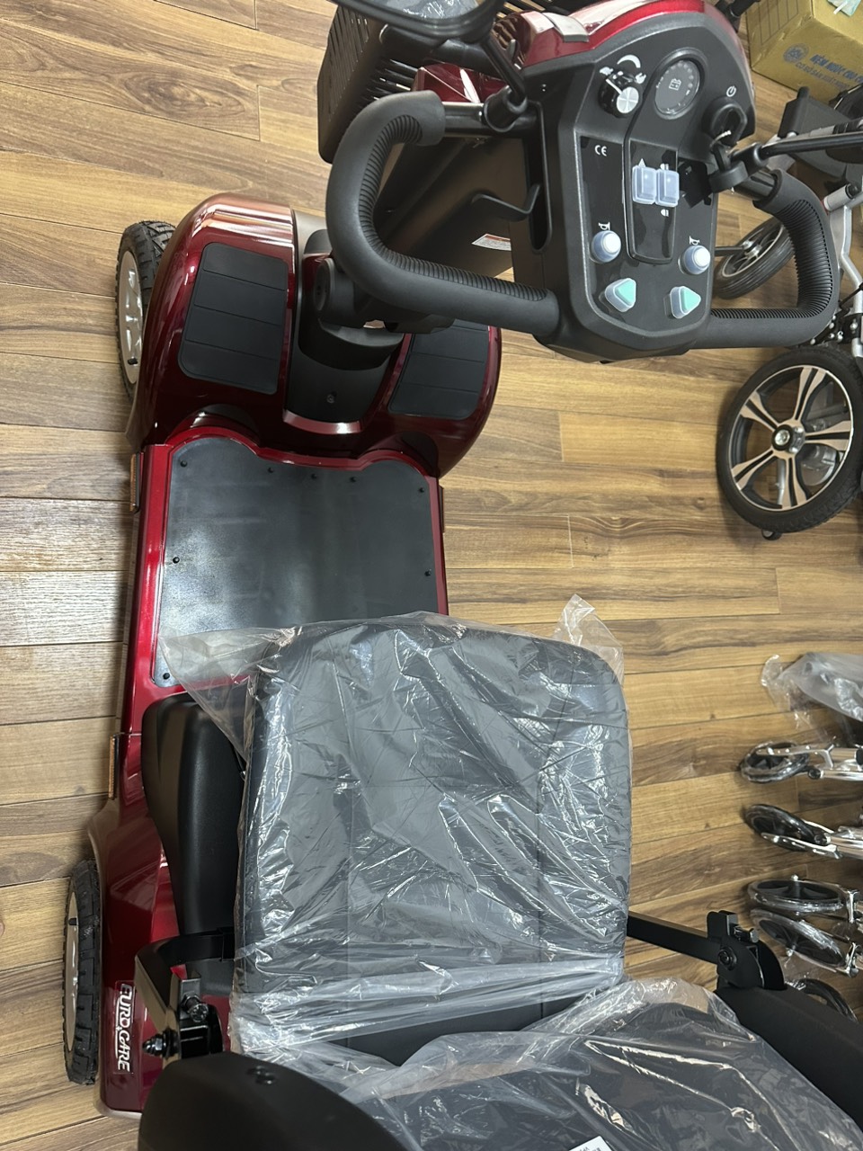 Xe lăn điện 4 bánh cao cấp POWER